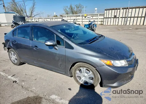 2012 Honda Civic Hybrid from USA, damaged, VIN JHMFB4F23CS009660
